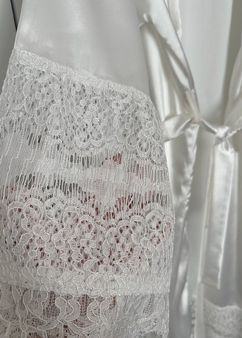 Beyaz Parlak Uzun Kadın Sabahlık kimono - Görsel 2