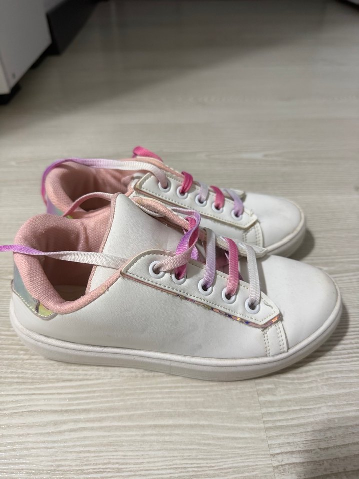 Kız Çocuk Bağcıklı Beyaz Sneakers - Görsel 3