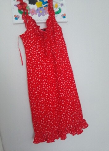 LC Waikiki Çiçekli mini yazlık elbise