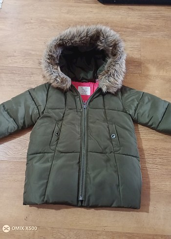 Yeşil Kürklü Kapüşonlu kız Çocuk Mont - Görsel 3