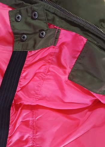 Yeşil Kürklü Kapüşonlu kız Çocuk Mont - Görsel 7