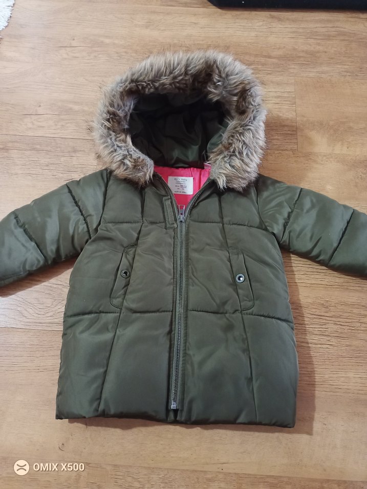 Yeşil Kürklü Kapüşonlu kız Çocuk Mont - Görsel 3