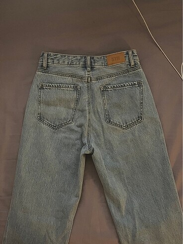 34 Beden mavi Renk Stradivarius Straight Fit Jean