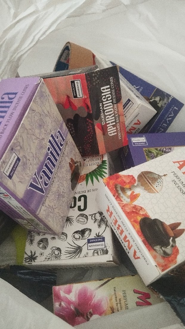 Kahverengi ve Yeşil Dekoratif Figür - Görsel 3