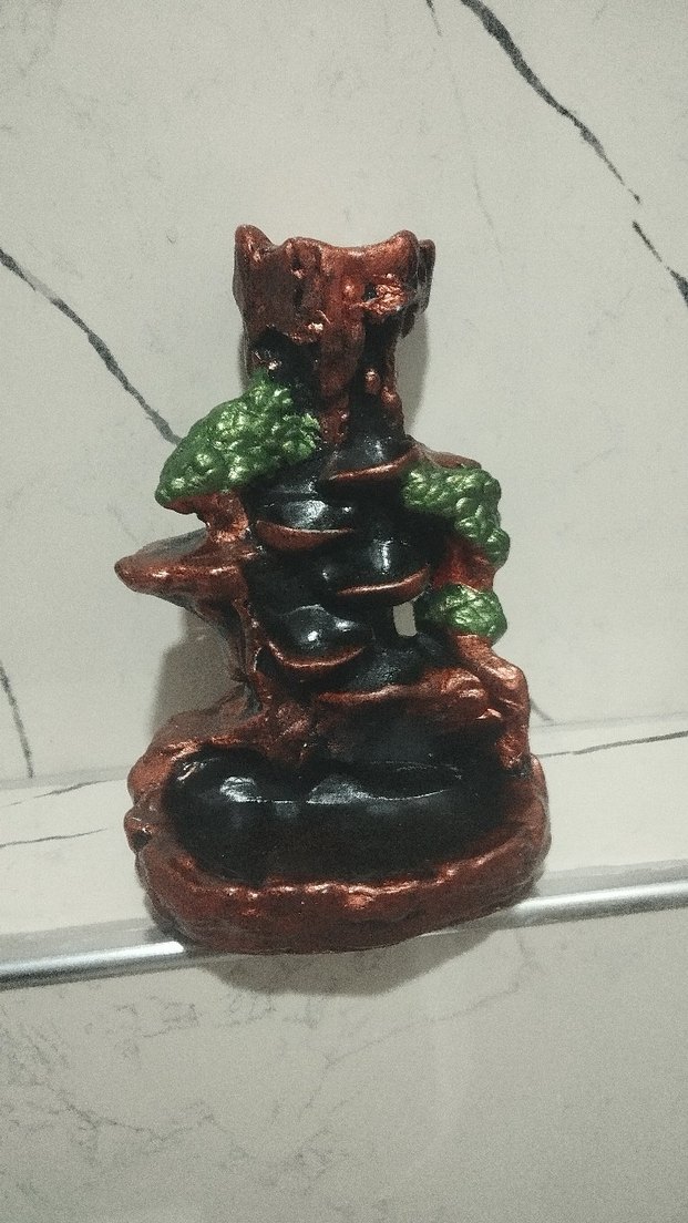 Kahverengi ve Yeşil Dekoratif Figür - Görsel 2