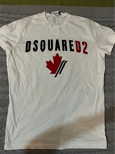 dsquared2 tshirt