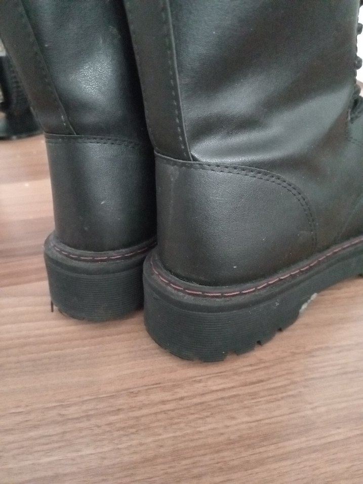 Siyah Bağcıklı Gotik Stiletto Topuklu Bot - Görsel 4