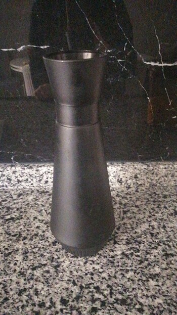 Vazo siyah