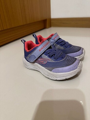23 Beden Skechers kız çocuk ayakkabısı