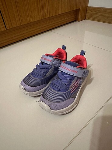 23 Beden çeşitli Renk Skechers kız çocuk ayakkabısı