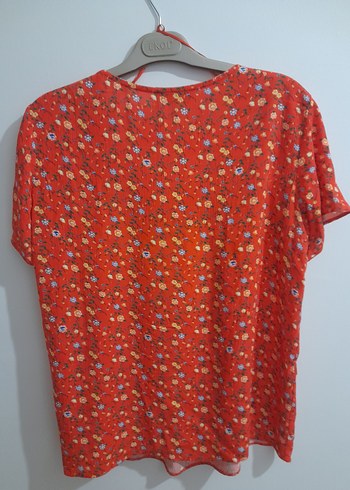 Kısa Kollu V Yaka Renkli Bohem Bluz - Görsel 4