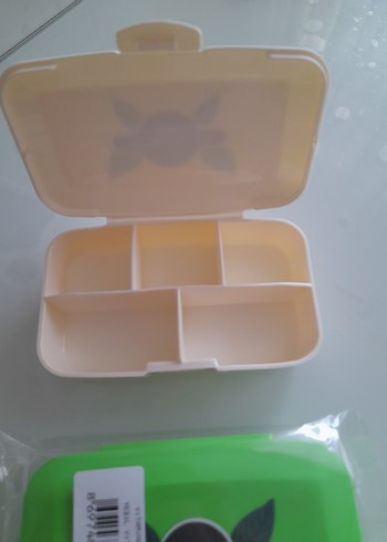 Bölmeli Yeşil İlaç Saklama Kabı - Görsel 3