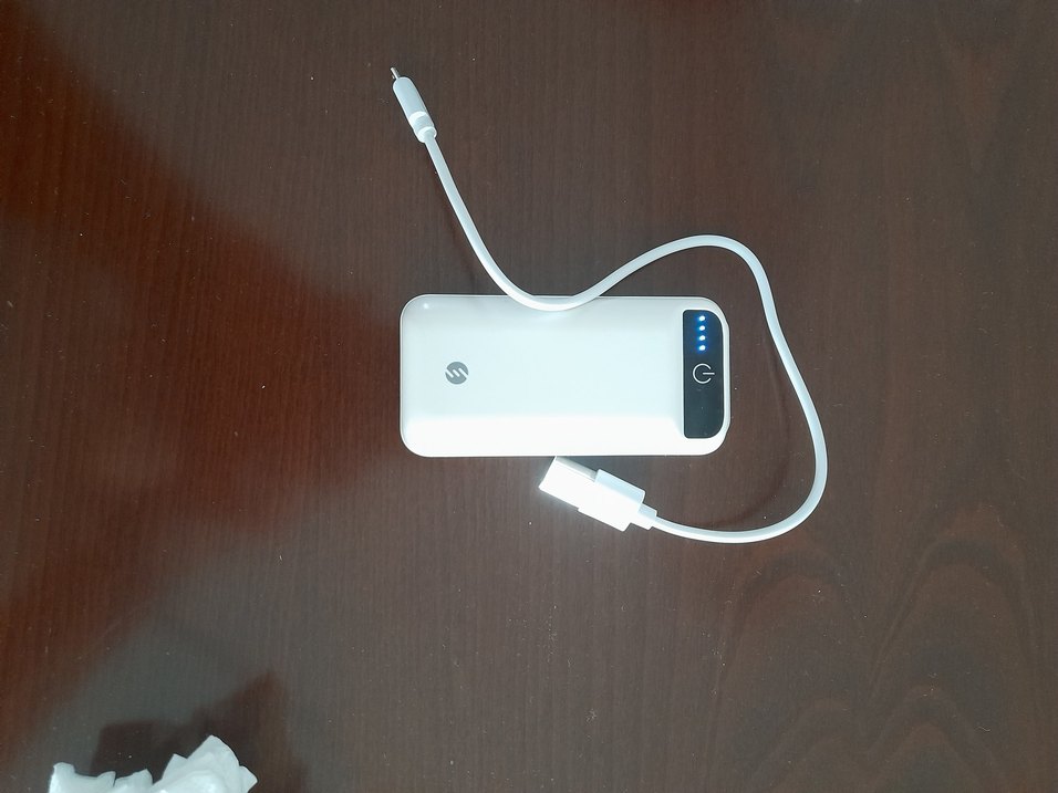 Beyaz Taşınabilir Power Bank - Görsel 3