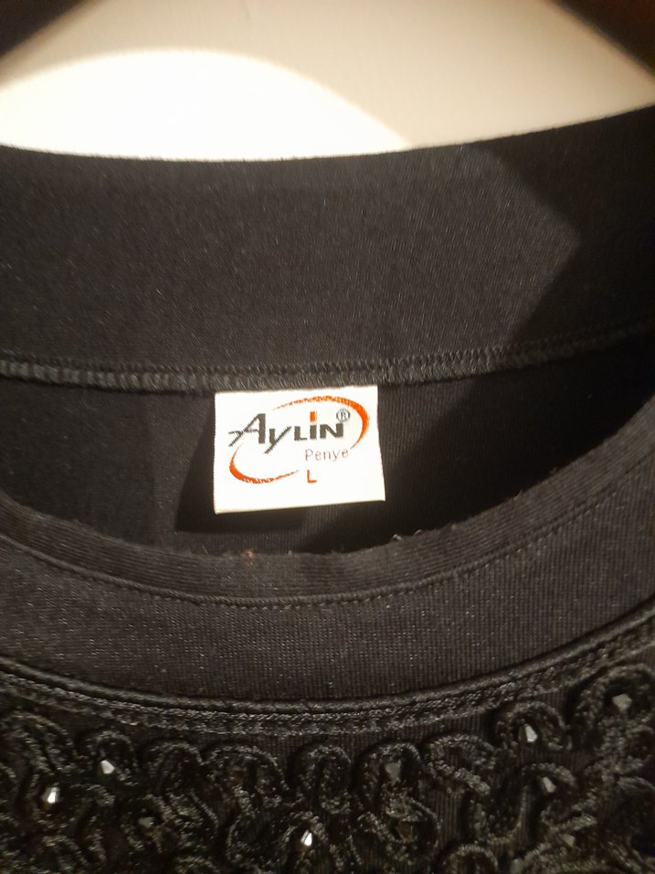 Nakışlı Siyah Uzun Kollu Kadın Bluz - Görsel 2