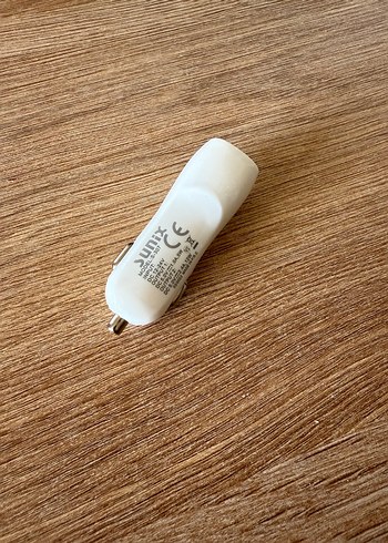 Çift USB Girişli Araç Şarj Cihazı - Görsel 2