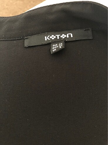 34 Beden siyah Renk Koton marka bluz