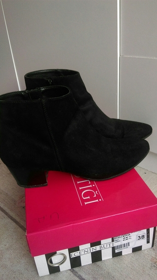 sivri burun bootie