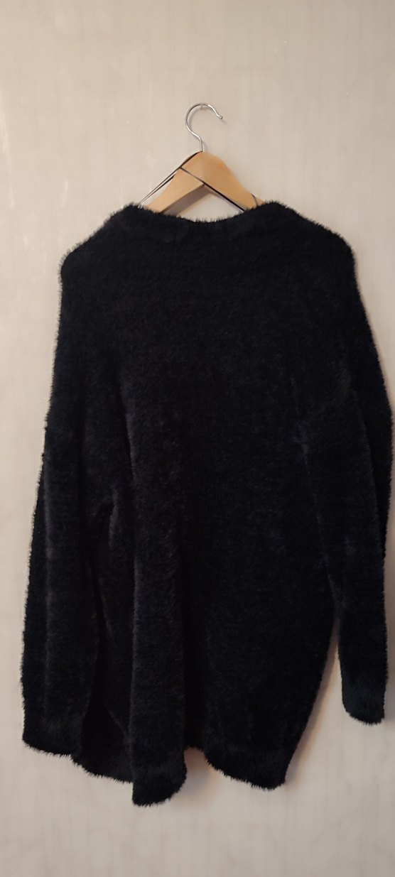 Siyah Peluş Kadın Cepli Hırka - Görsel 4