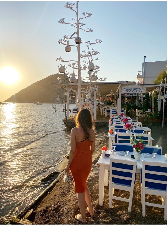 Turuncu desenli triko elbise - Görsel 2