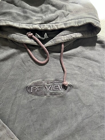 Review sweatshirt