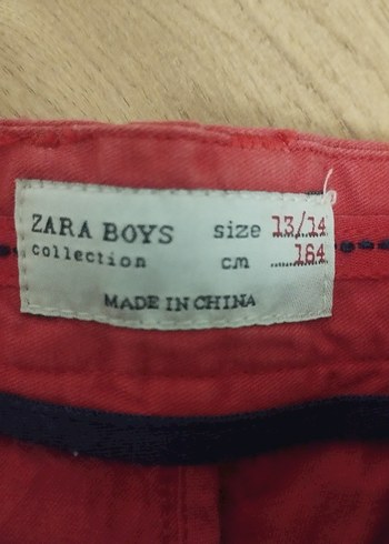 Zara Erkek Çocuk Kırmızı Baskılı Pantolon