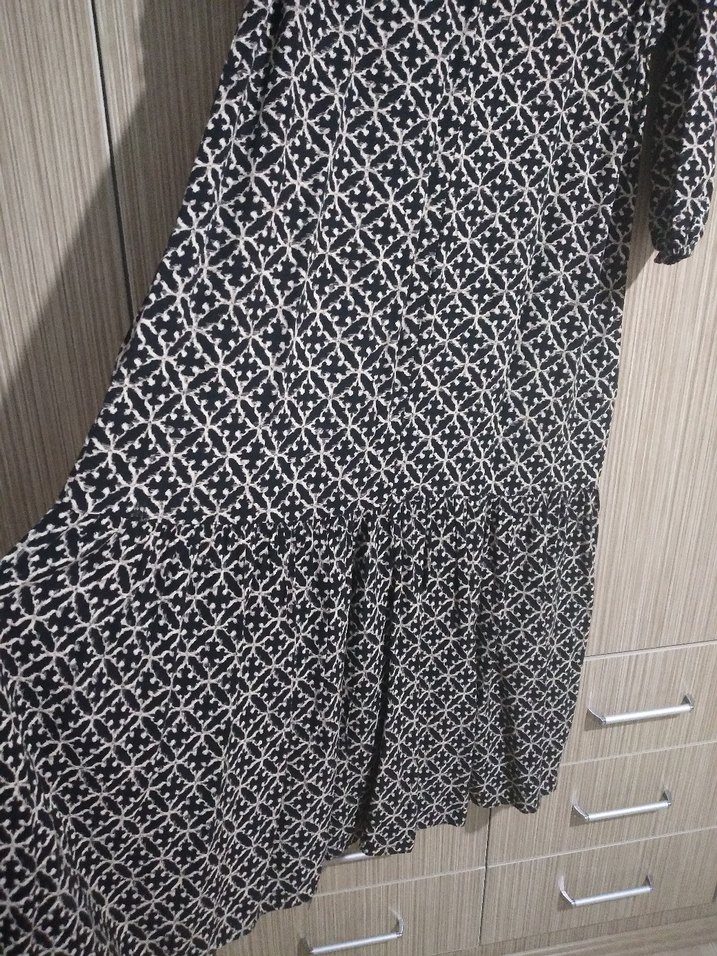 Uzun Kollu Piliseli Elbise - Görsel 3