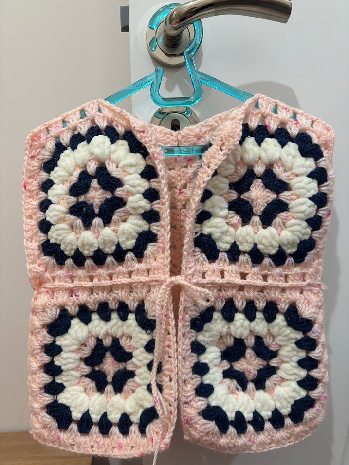 Pinterest Motifli Yelek - Görsel 2