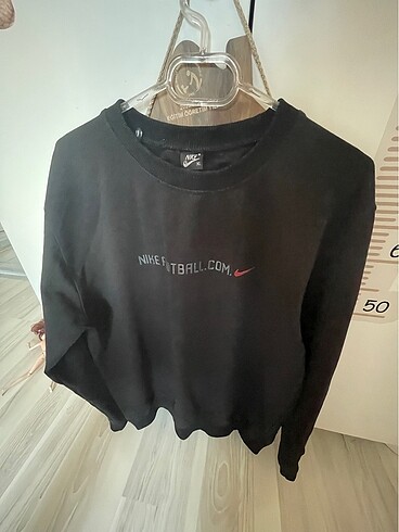 erkek sweatshirt xl sorunu yok bir iki kez giyildi