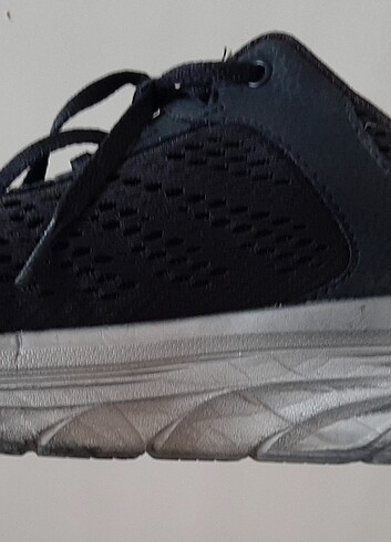 38 Beden Skechers spor ayakkabi