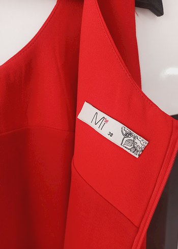 Ekol Kırmızı Midi V Yakalı Kolsuz Elbise - Görsel 5