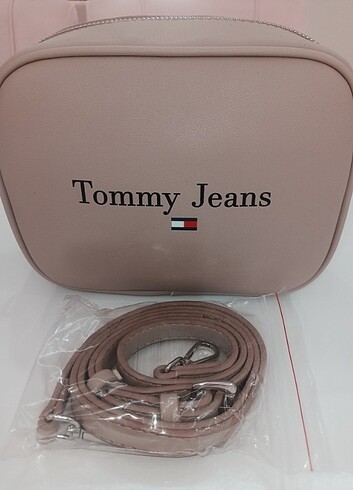 Tommy Jeans kum beji camera çanta