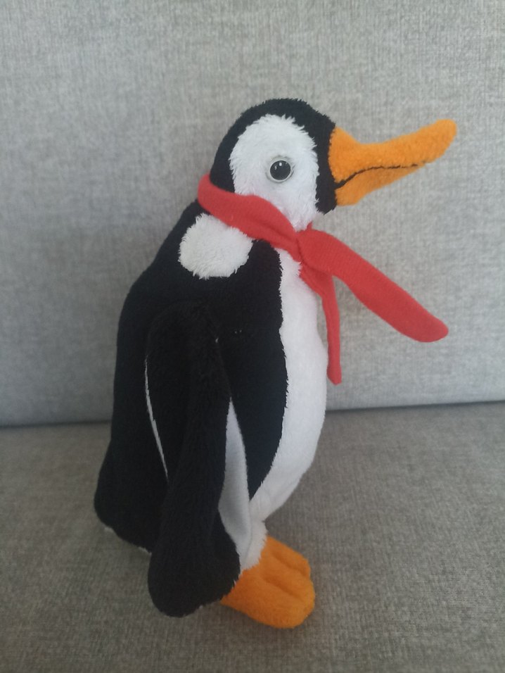 Coca-Cola Temalı Renkli Penguen Peluş Oyuncak - Görsel 3