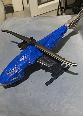 Beş Parça Renkli Oyuncak Seti: Helikopter, Ayı ve Halka - Görsel 2