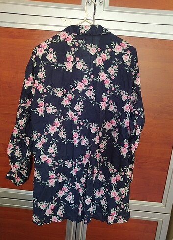 xxl Beden 3 xl DeFacto çiçekli lacivert gömlek