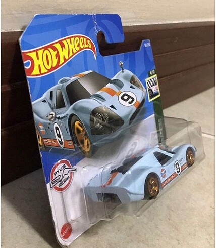  Hot Wheels - ?67 FORD GT40 MK.IV