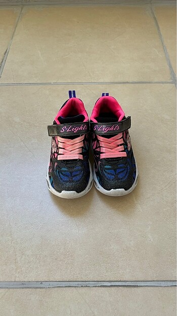 27 Beden çeşitli Renk Skechers ayakkabı