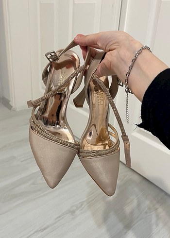 Bej saten Topuklu Kadın Ayakkabı - Görsel 6