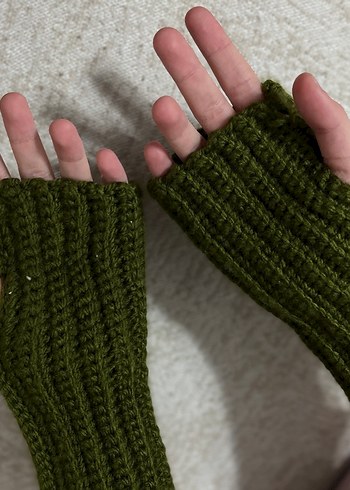 Kadın Haki Örgü Parmaksız Eldiven - Görsel 3