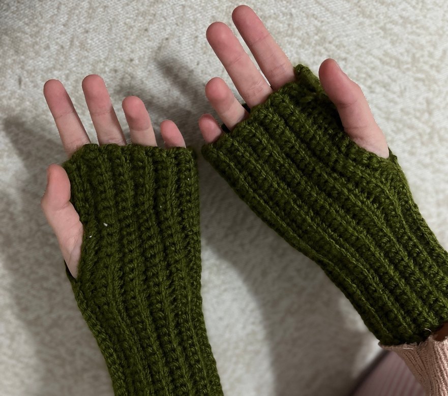 Kadın Haki Örgü Parmaksız Eldiven - Görsel 3