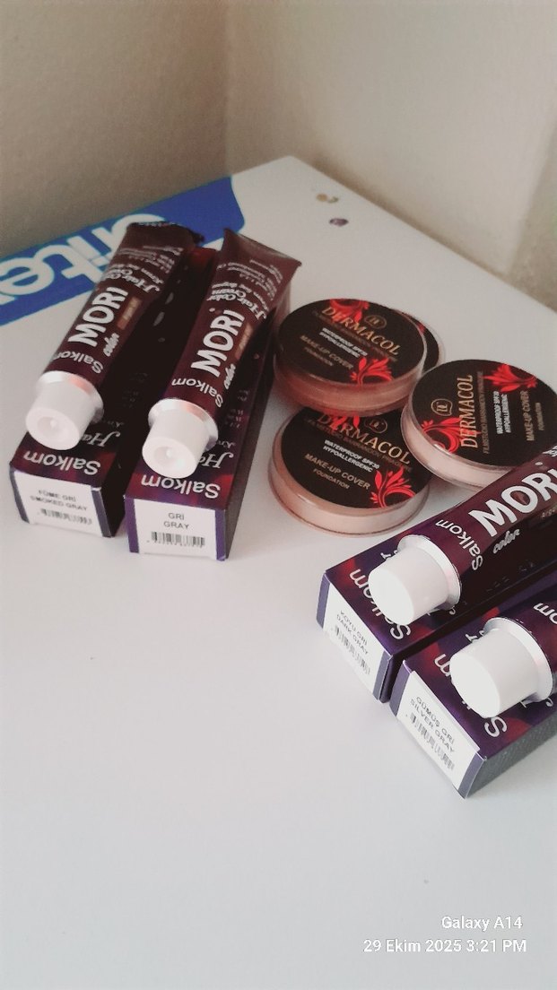 Dermacol Saç Boyası ve Kapatıcı Seti - Görsel 4