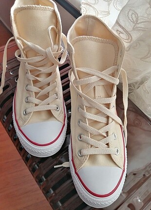 Orjınal sıfır etıketlı faturalı converse 43 no erkek ayakkabısı 