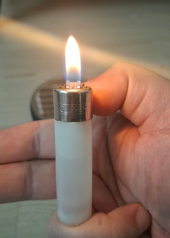 Parlak Bej Clipper Çakmak - Görsel 2