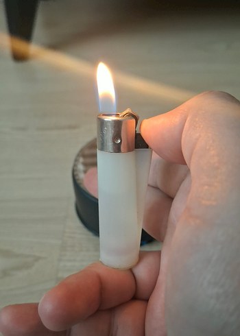 Parlak Bej Clipper Çakmak - Görsel 3