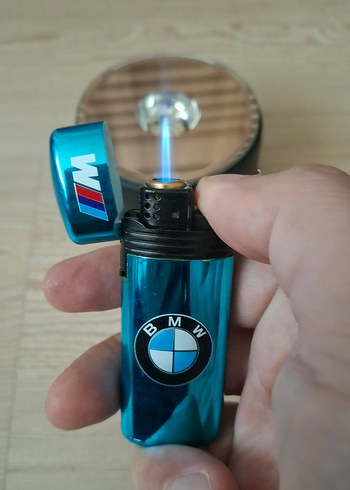 Mavi BMW Logolu Çakmak - Görsel 2