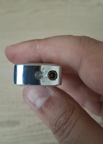 Altın Renkli Yunus Desenli Çakmak - Görsel 8