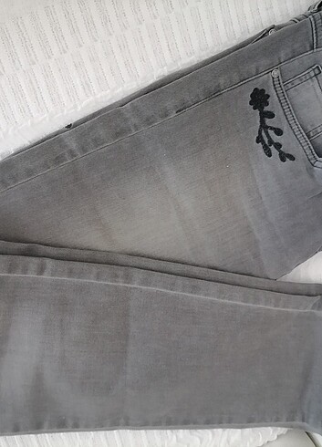 Nakisli jean pantolon
