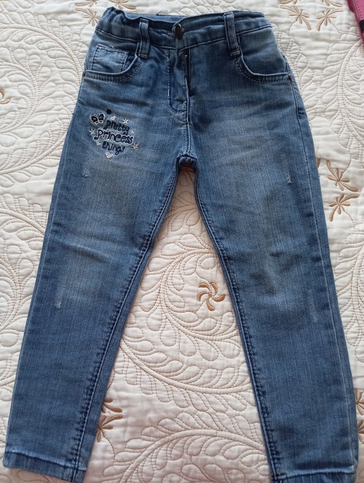 Nakışlı Düğmeli Kız Çocuk Kot Pantolon - Görsel 2