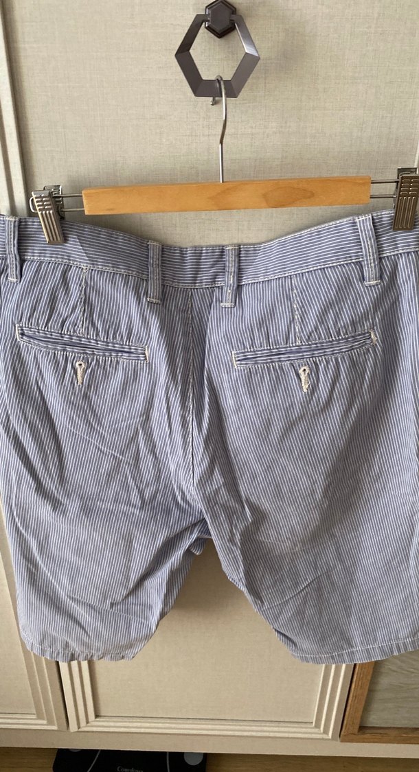 Gri Düğmeli Erkek Denim Şort - Görsel 4