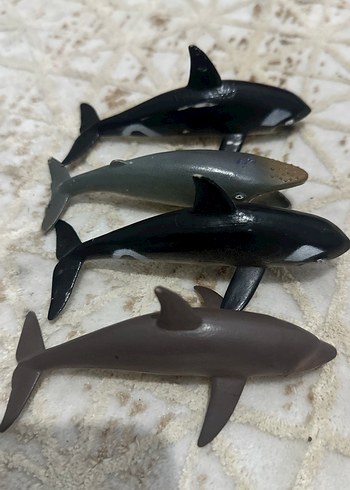 Küçük Koyu Renkli Balina Aksiyon Figürleri - Görsel 2
