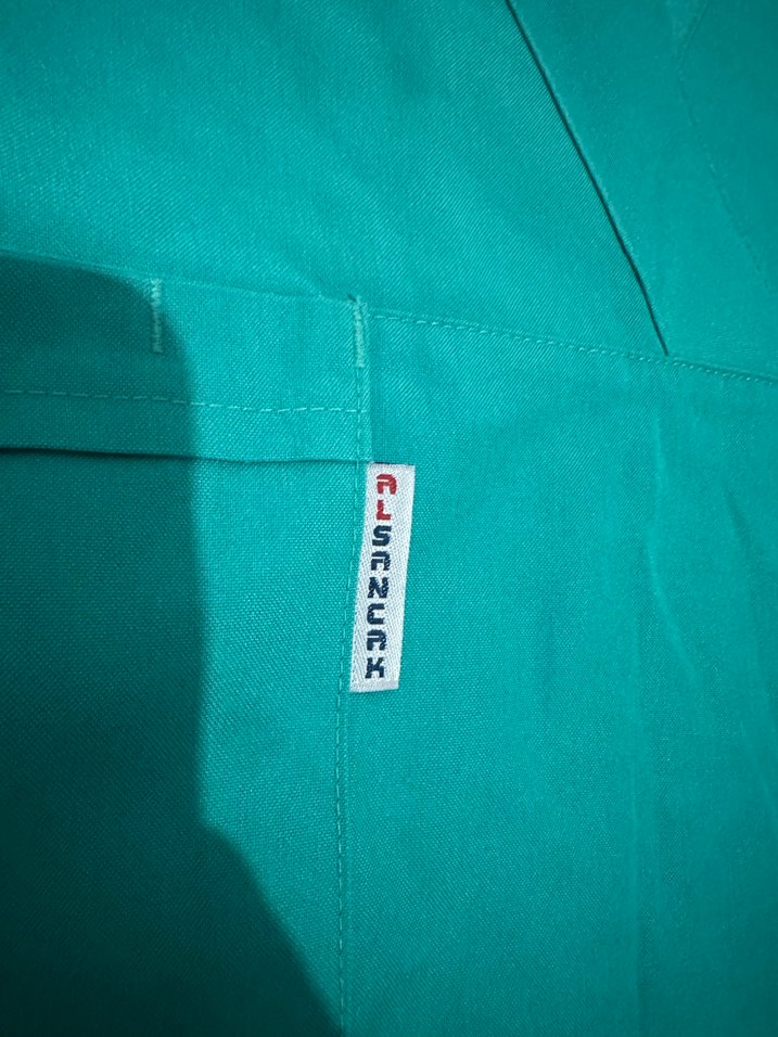 Turkuaz scrubs Hastane Kıyafeti Kısa Kollu - Görsel 4